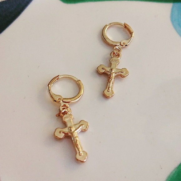 Urban Outfitters Jewelry - Unique Design//Europe Cross Style Drop Earrings